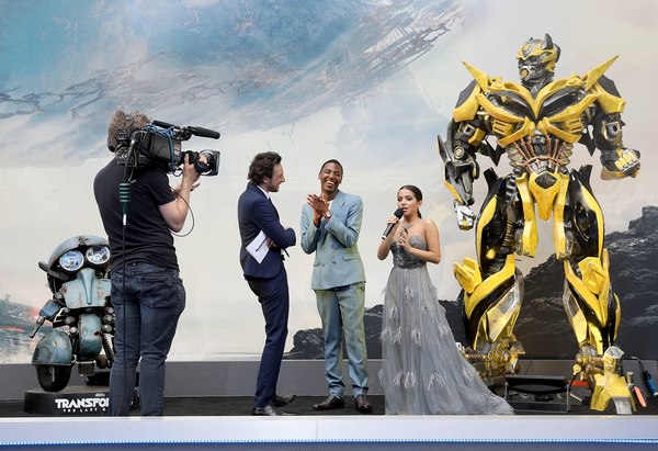 Transformers The Last Knight   Michael Bays Official Photos From Global Premiere In London  (17 of 136)